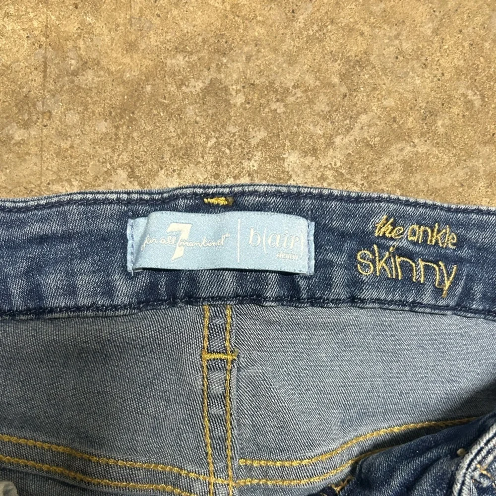 7 For All Mankind B(air) the Ankle Skinny Size 30